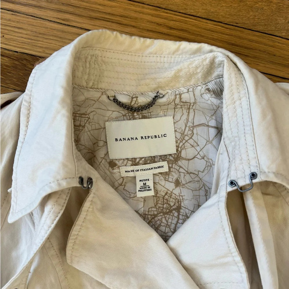 Banana Republic Beige Short Trench Coat | Petite M - Picture 2 of 8